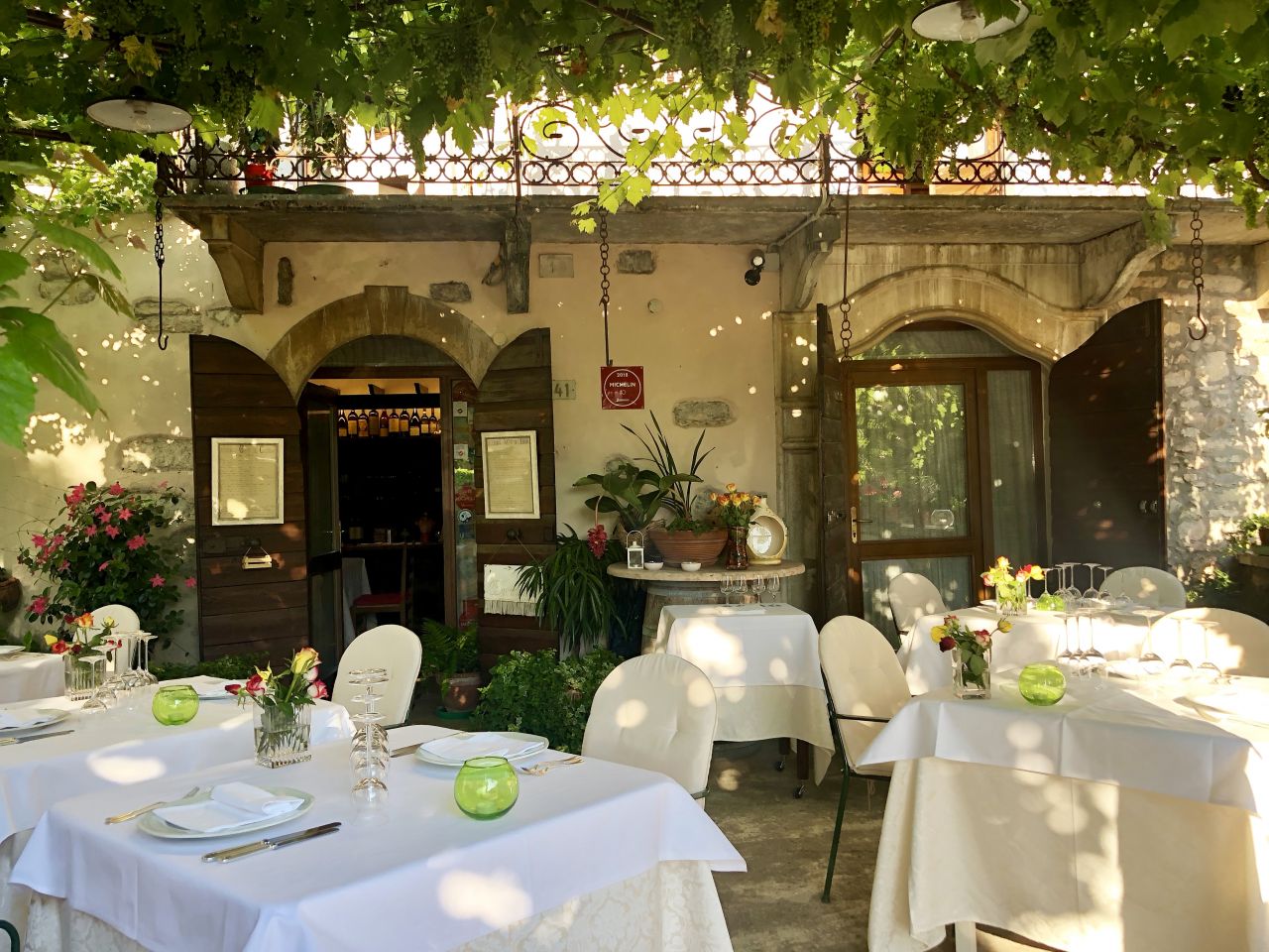 Ristorante Valpolicella - Torbe di Negrar, terrazze panoramiche sulla valle