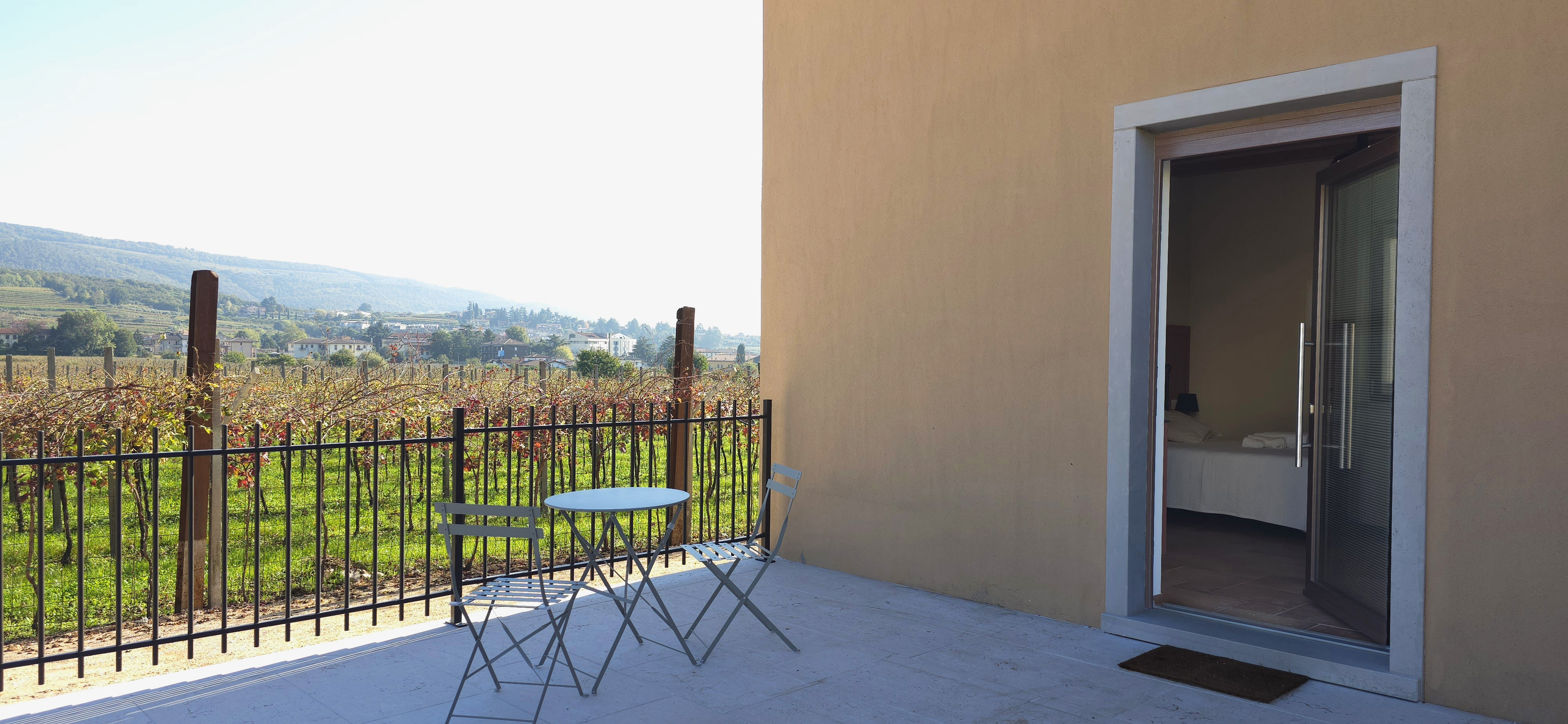 Monolocale - terrazza privata 25 m² con vista panoramica sui vigneti della Valpolicella