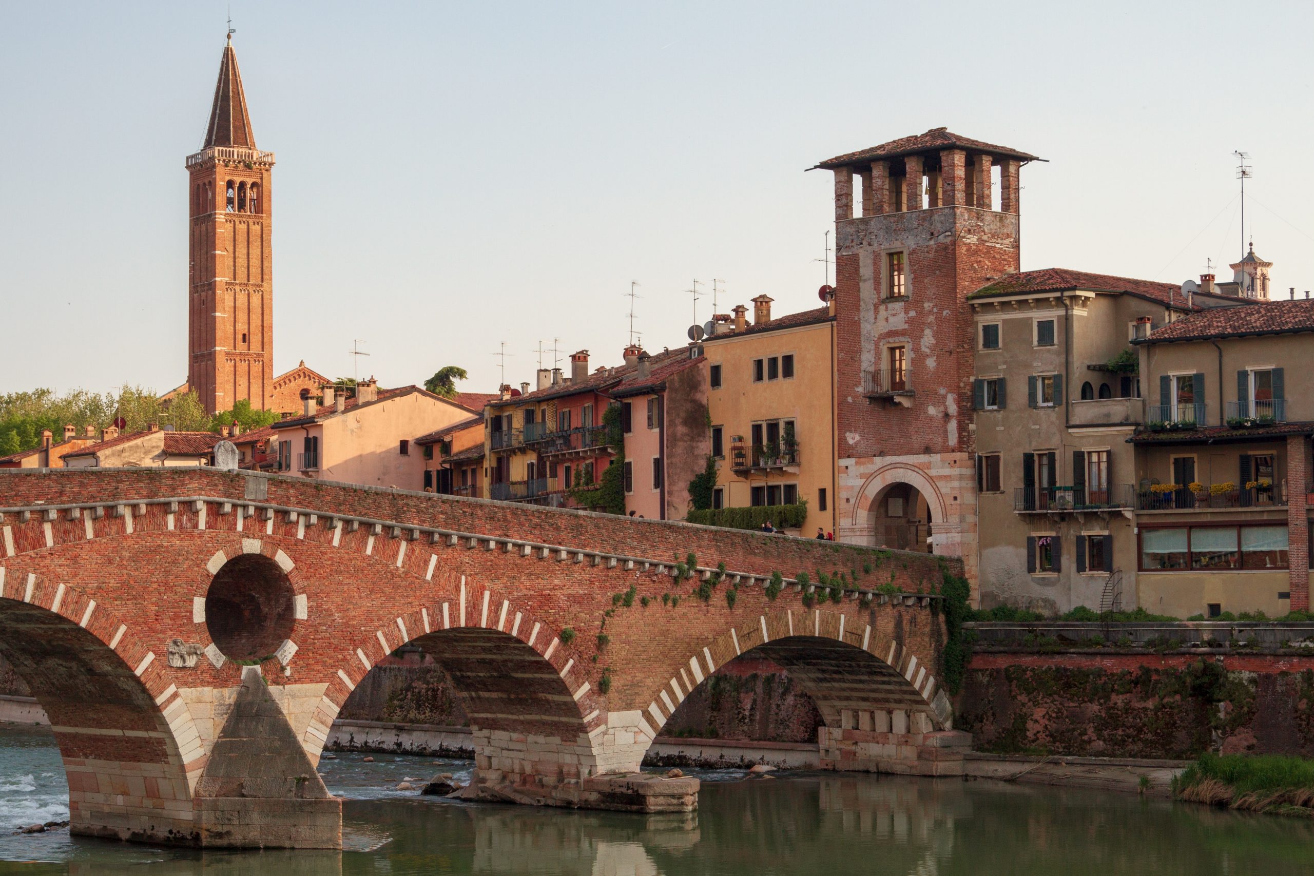 Centro storico di Verona, a 12 km dall'Agriturismo Igino in Valpolicella